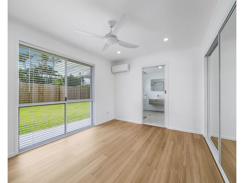 90 Lapoinya Crescent, Warana QLD 4575