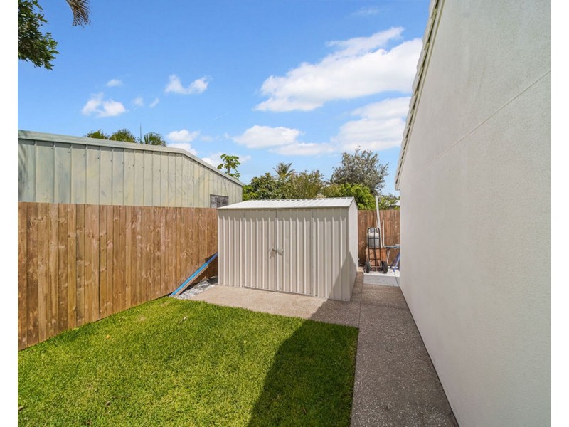 90 Lapoinya Crescent, Warana QLD 4575