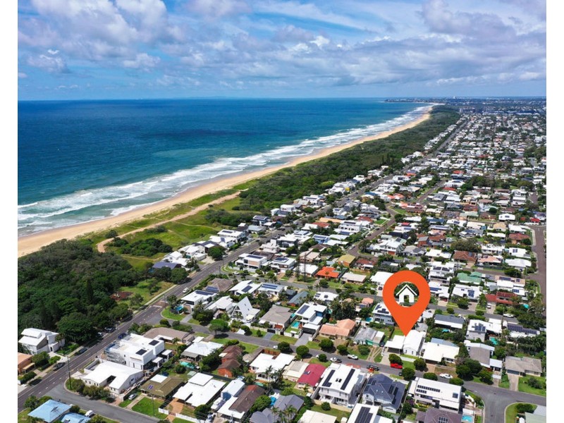 90 Lapoinya Crescent, Warana QLD 4575