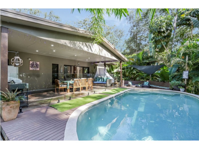 57 Fern Gully Place, Mooloolah Valley QLD 4553