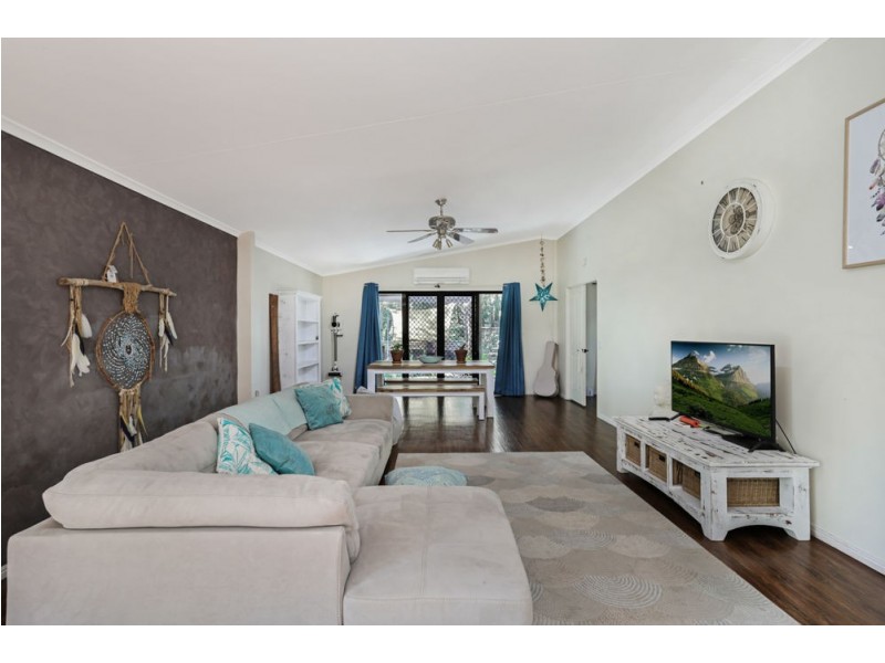 57 Fern Gully Place, Mooloolah Valley QLD 4553