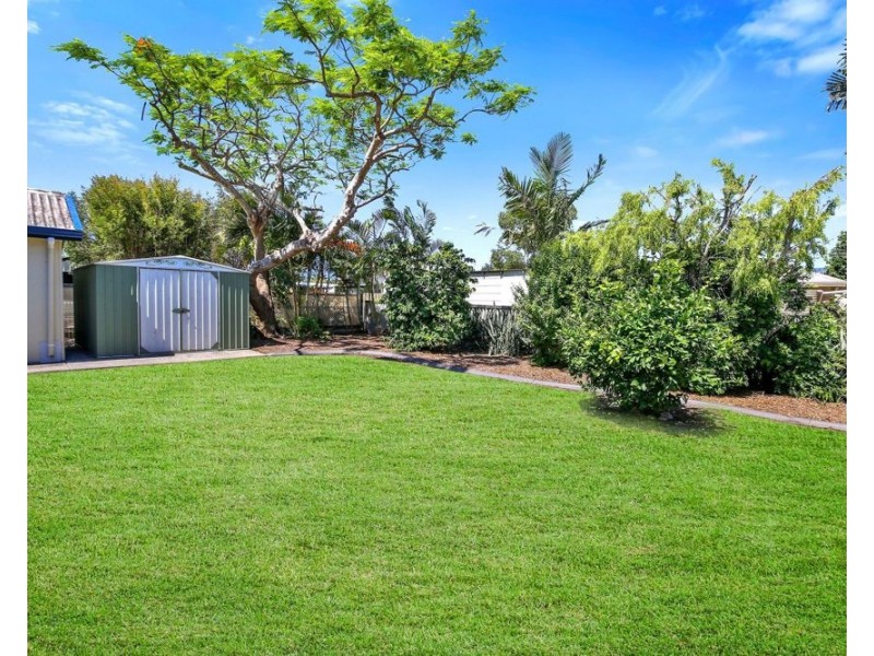 47 Westminster Avenue, Golden Beach QLD 4551