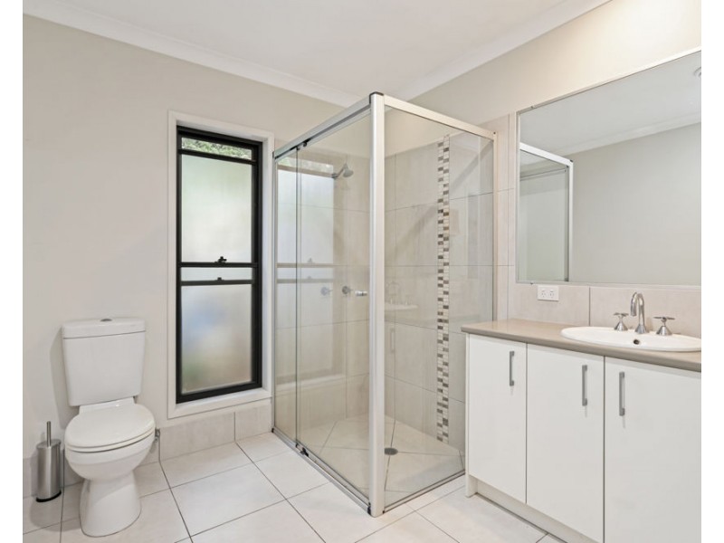 34 The Parkway Place, Mapleton QLD 4560