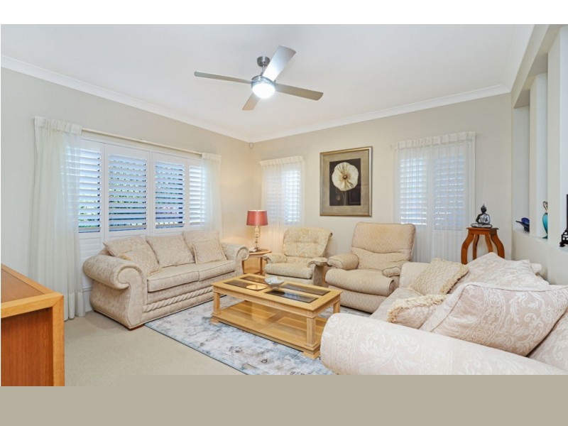 1 Bancroft Street, Pelican Waters QLD 4551