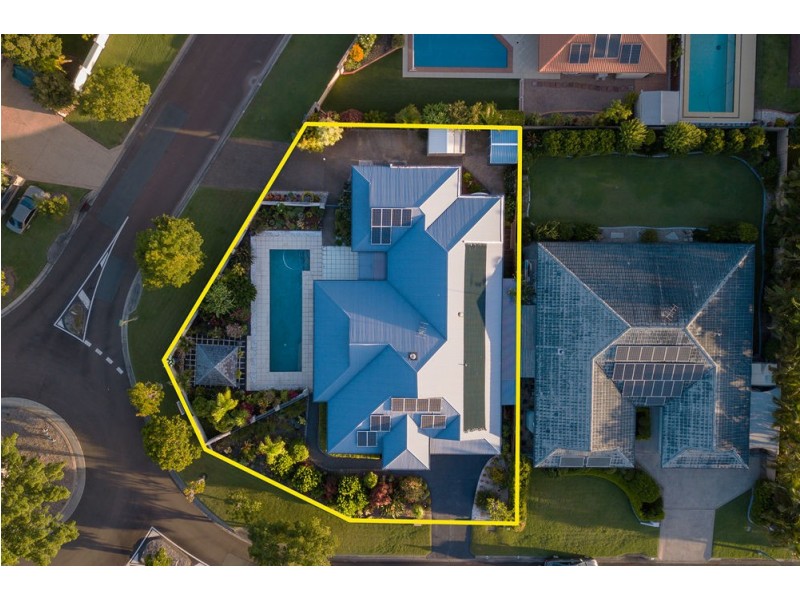 1 Bancroft Street, Pelican Waters QLD 4551