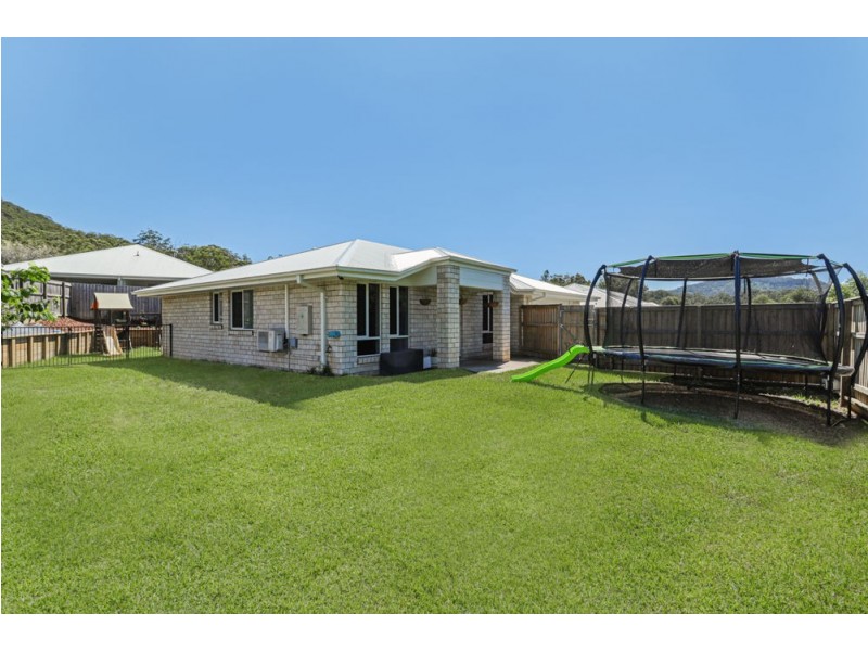 82 Carnarvon Drive, Beerwah QLD 4519