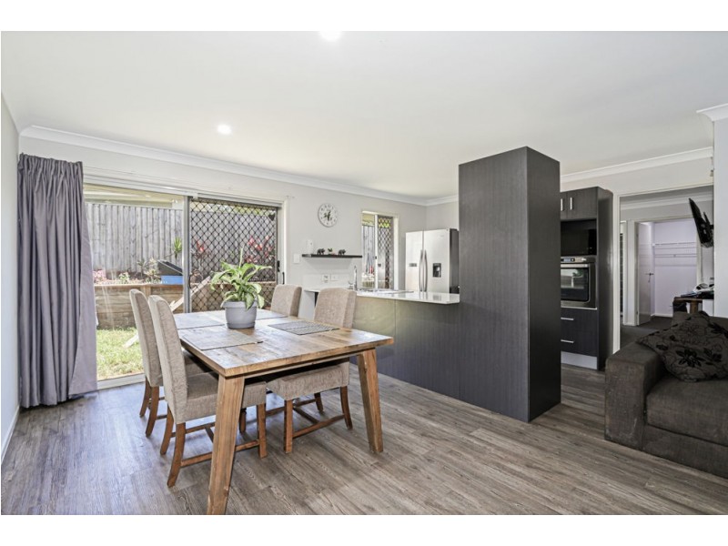 82 Carnarvon Drive, Beerwah QLD 4519