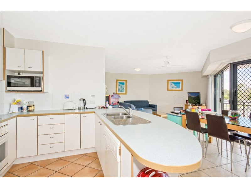 34/6 Beerburrum Street, Dicky Beach QLD 4551