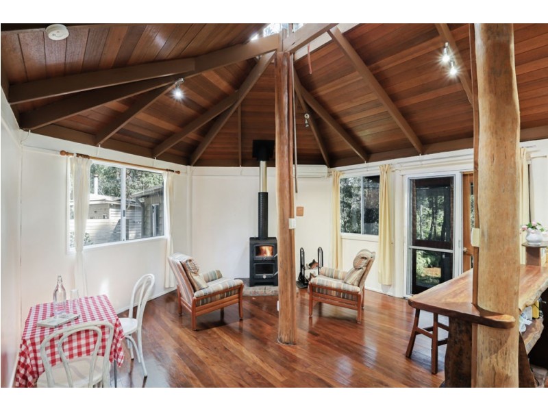 94 Robinson Road, Eudlo QLD 4554