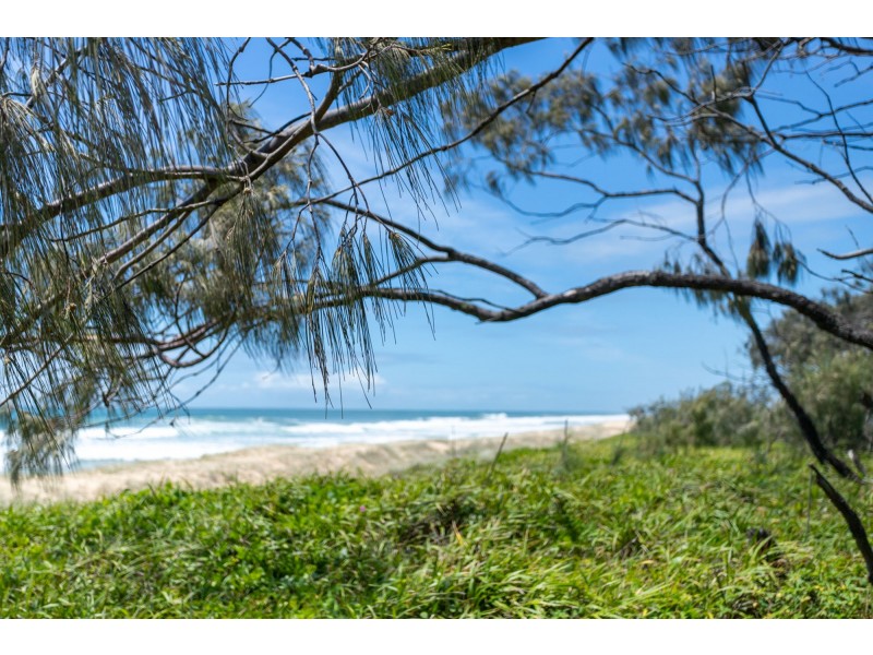 28 Benalla Street, Warana QLD 4575