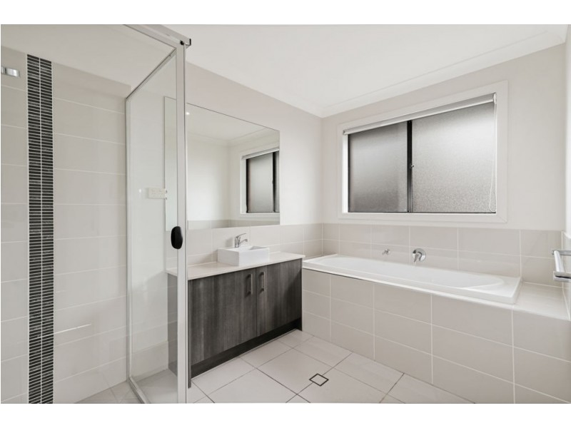 30 Frankland Avenue, Meridan Plains QLD 4551