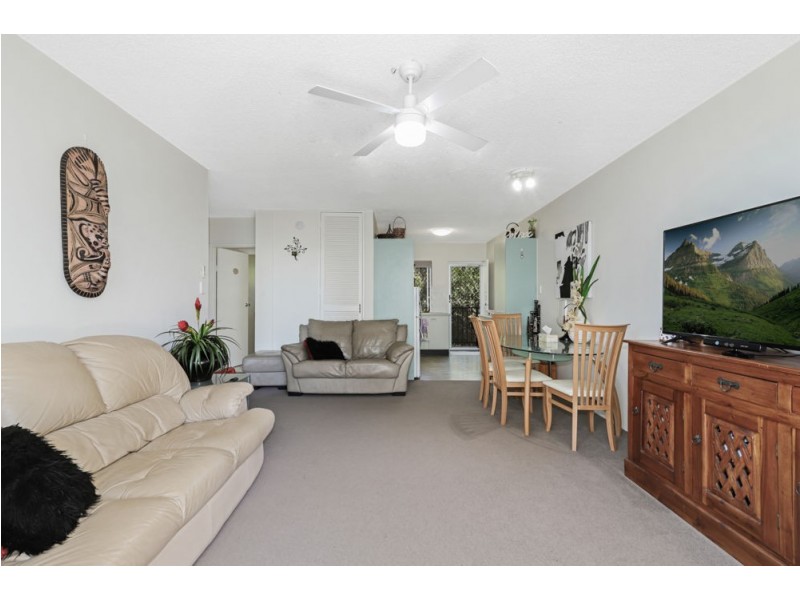4/27 Burgess Street, Kings Beach QLD 4551