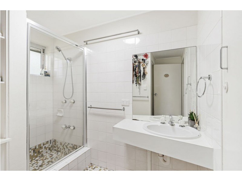 4/27 Burgess Street, Kings Beach QLD 4551