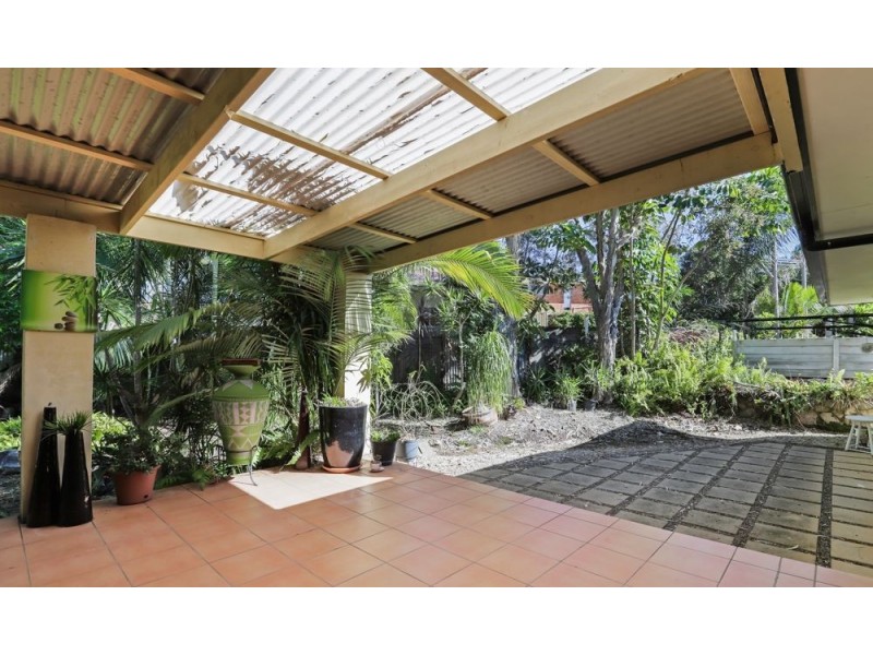 8 Gemson Crescent, Moffat Beach QLD 4551