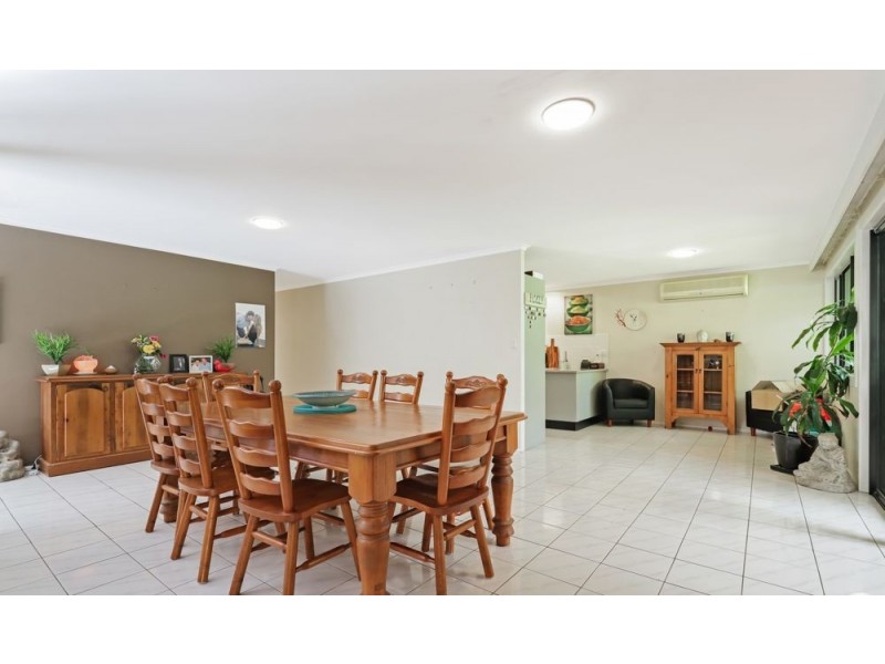 8 Gemson Crescent, Moffat Beach QLD 4551