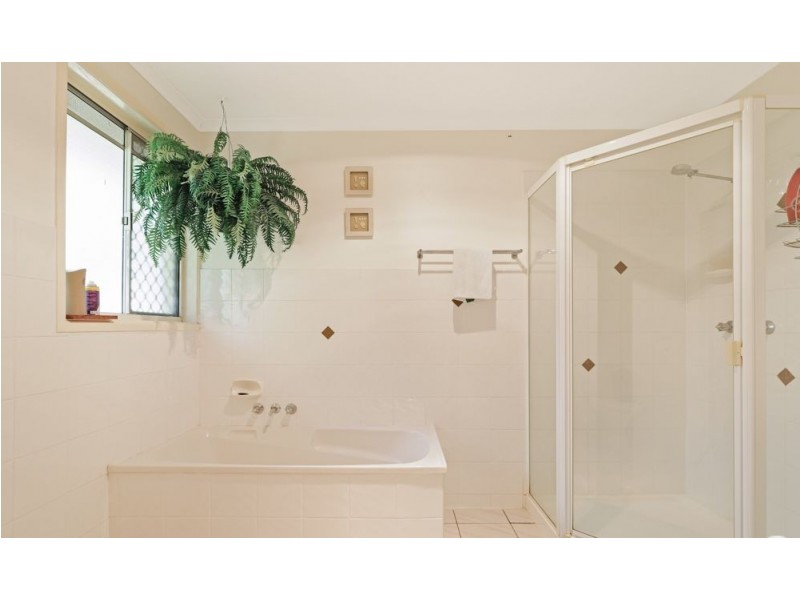 8 Gemson Crescent, Moffat Beach QLD 4551