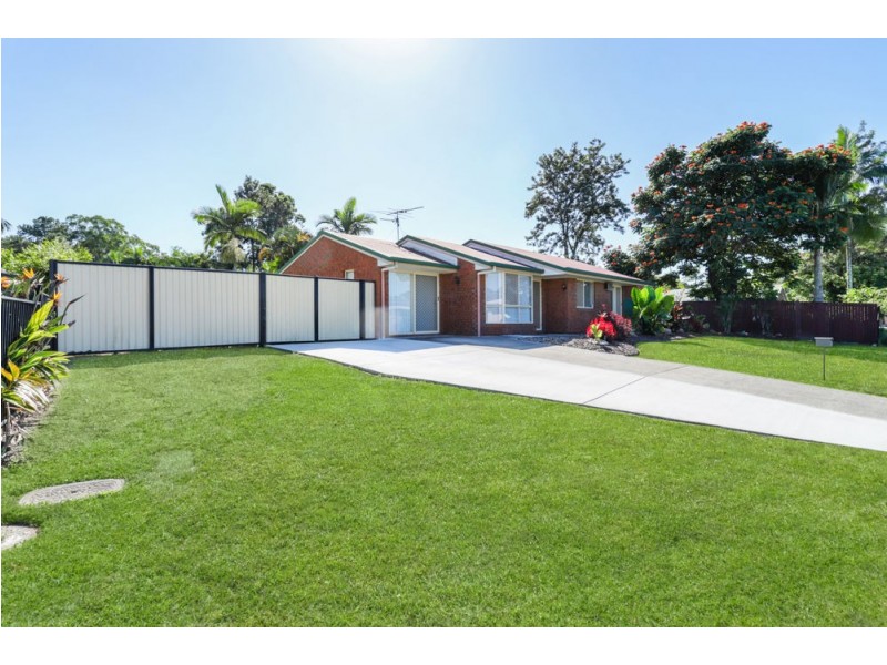 17 Rosewood Court, Landsborough QLD 4550