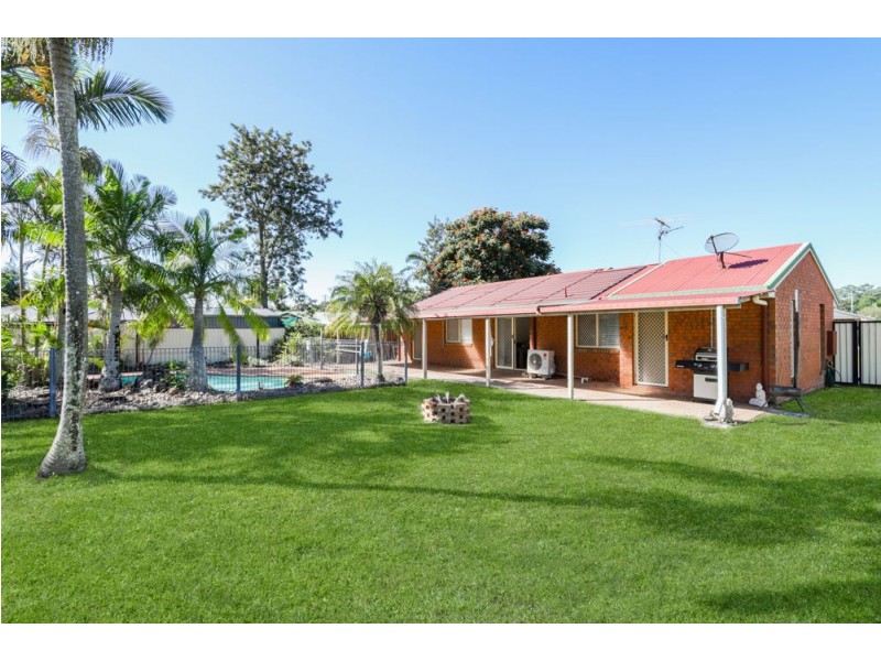 17 Rosewood Court, Landsborough QLD 4550
