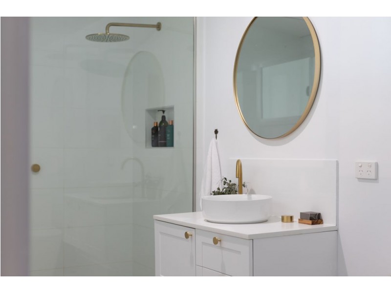 8 Thrushs Road, Dulong QLD 4560