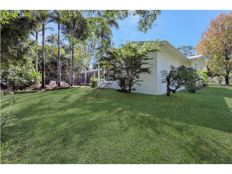 8 Thrushs Road, Dulong QLD 4560