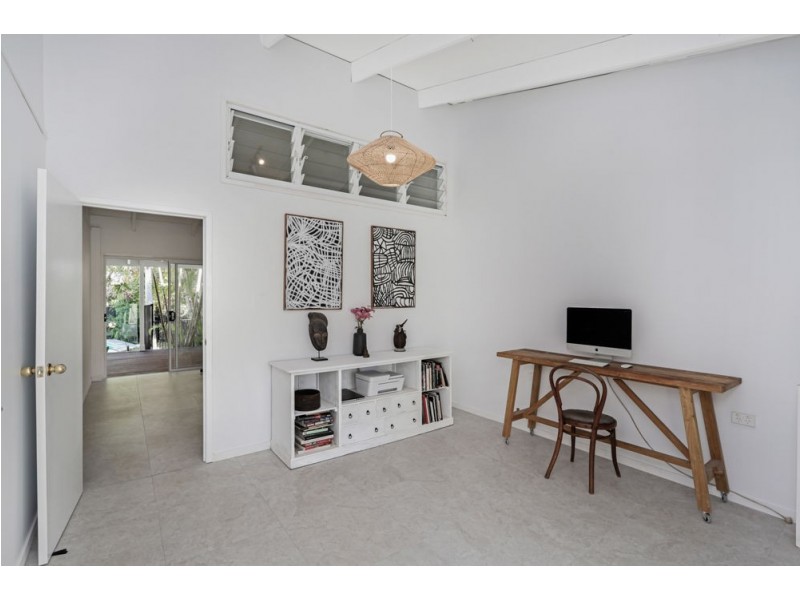 8 Thrushs Road, Dulong QLD 4560