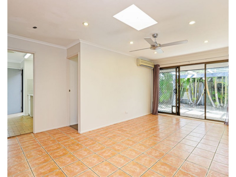 6 Wiluna Street, Warana QLD 4575