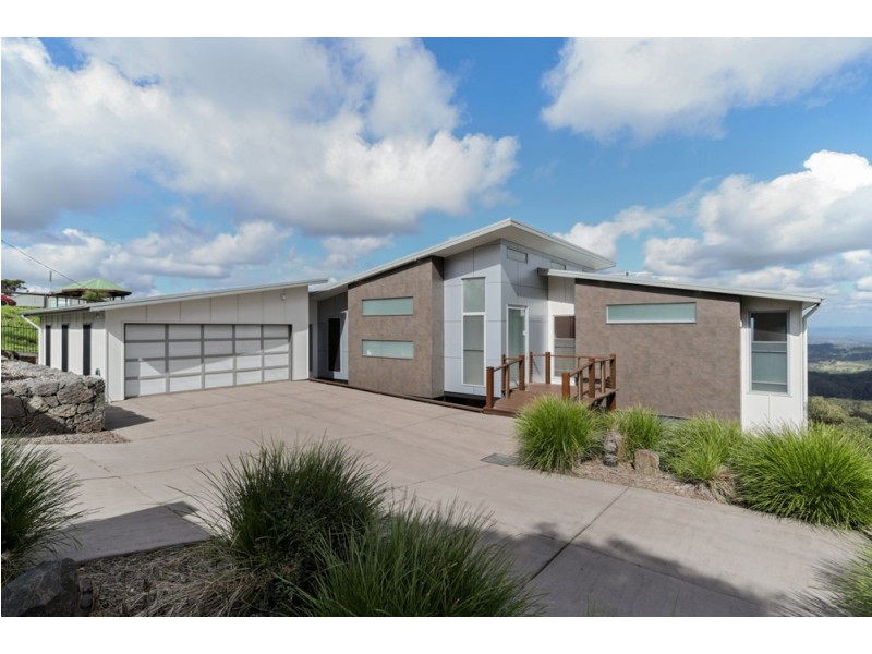 567 Mountain View Road, Maleny QLD 4552