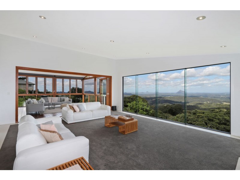 567 Mountain View Road, Maleny QLD 4552