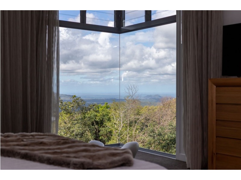 567 Mountain View Road, Maleny QLD 4552