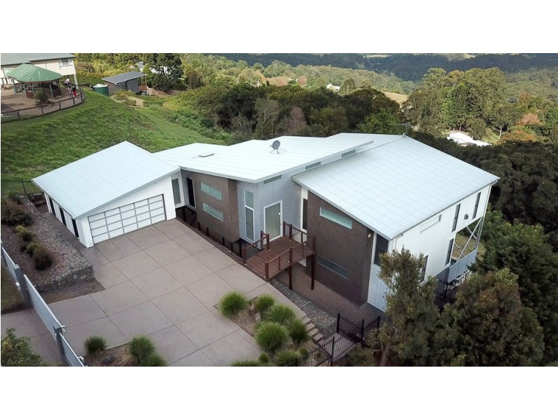 567 Mountain View Road, Maleny QLD 4552