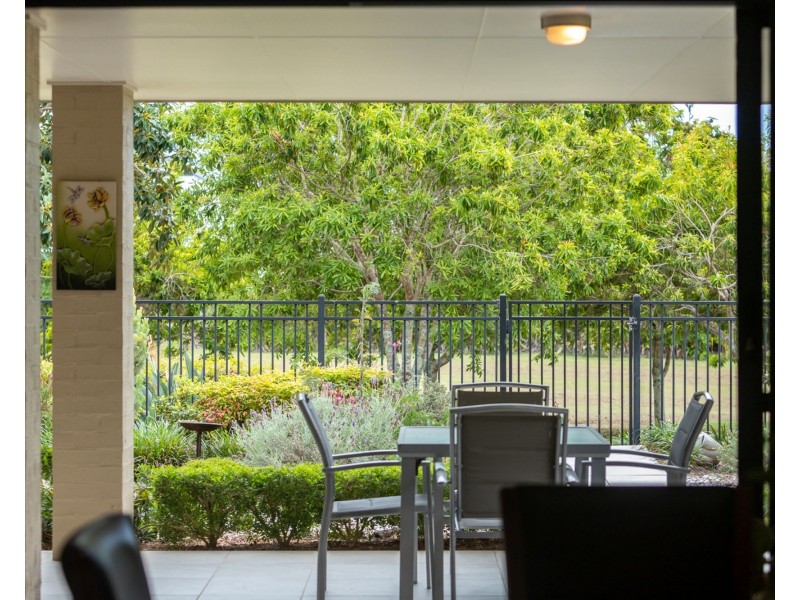 4 Majorca Place, Kawana Island QLD 4575