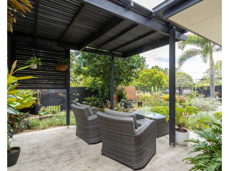 4 Majorca Place, Kawana Island QLD 4575