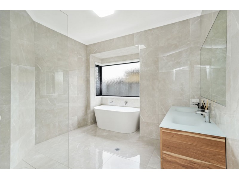 67 The Corso, Pelican Waters QLD 4551