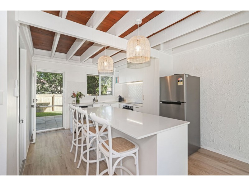 1/34 Lawrence Street, Mooloolaba QLD 4557