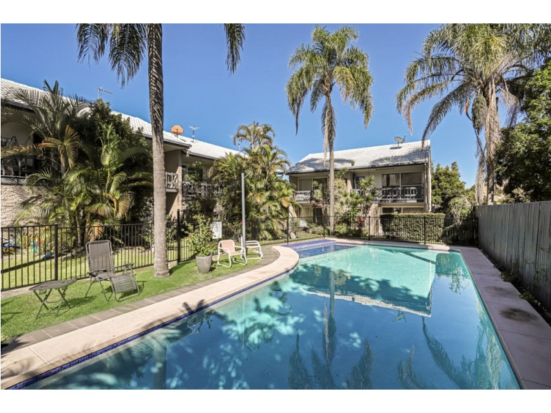 1/34 Lawrence Street, Mooloolaba QLD 4557