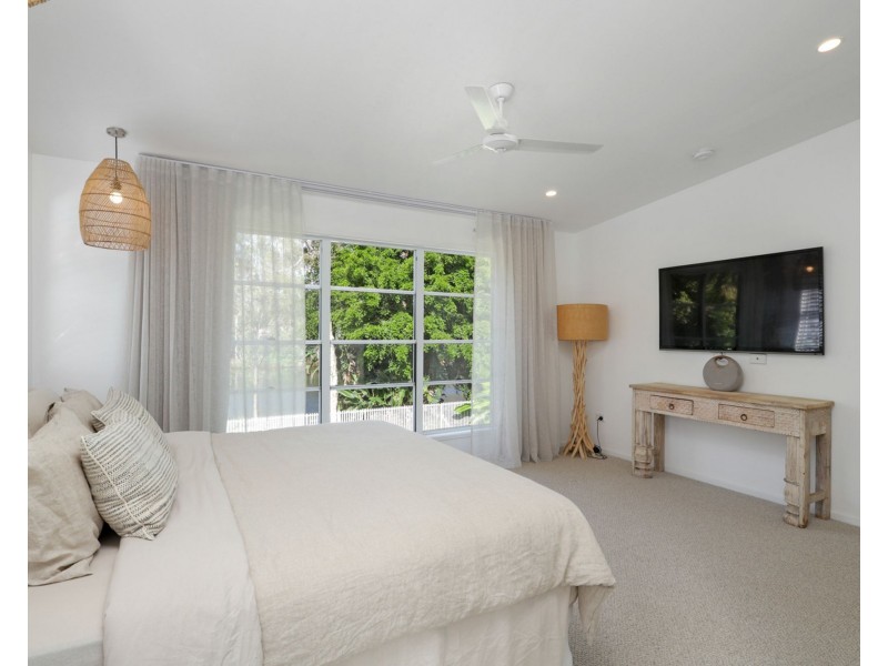 51 Moomba Street, Pacific Paradise QLD 4564