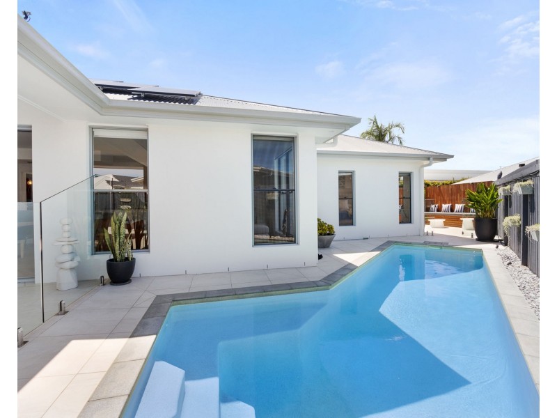 9 Breakwater Street, Peregian Beach QLD 4573