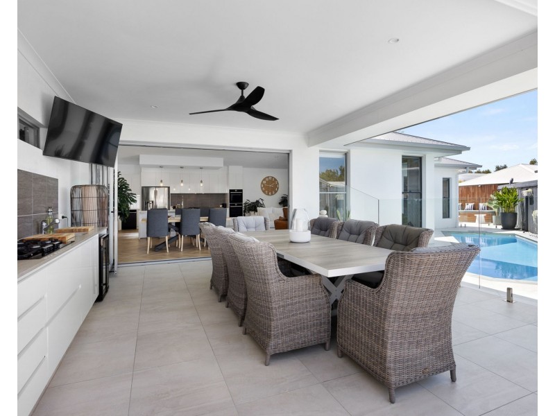 9 Breakwater Street, Peregian Beach QLD 4573