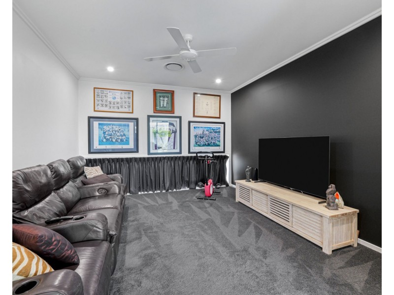 37 Waderbird Crescent, Pelican Waters QLD 4551