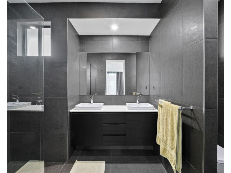 37 Waderbird Crescent, Pelican Waters QLD 4551