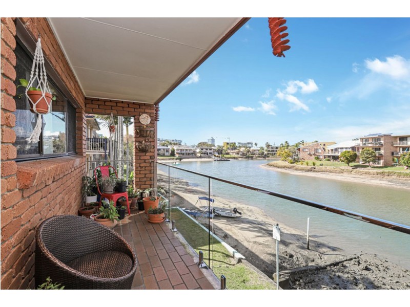 4/17 Barooga Crescent, Mooloolaba QLD 4557