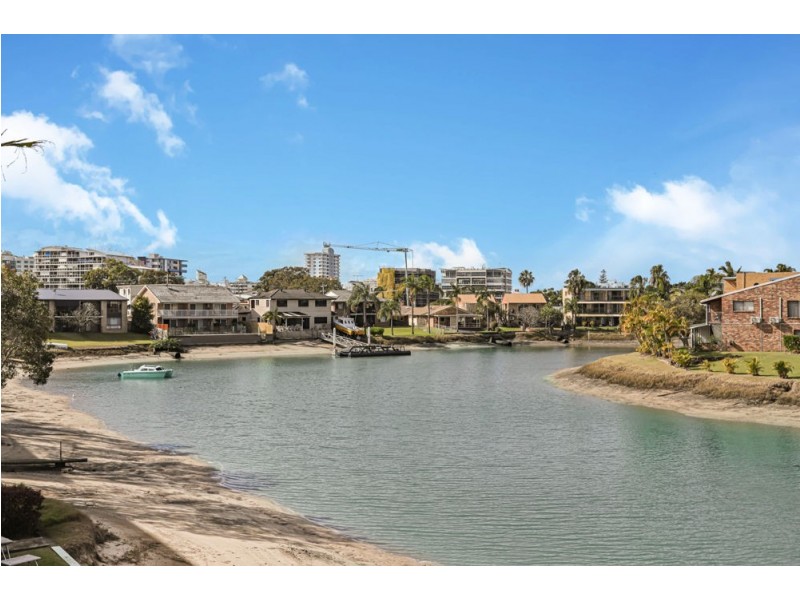 4/17 Barooga Crescent, Mooloolaba QLD 4557