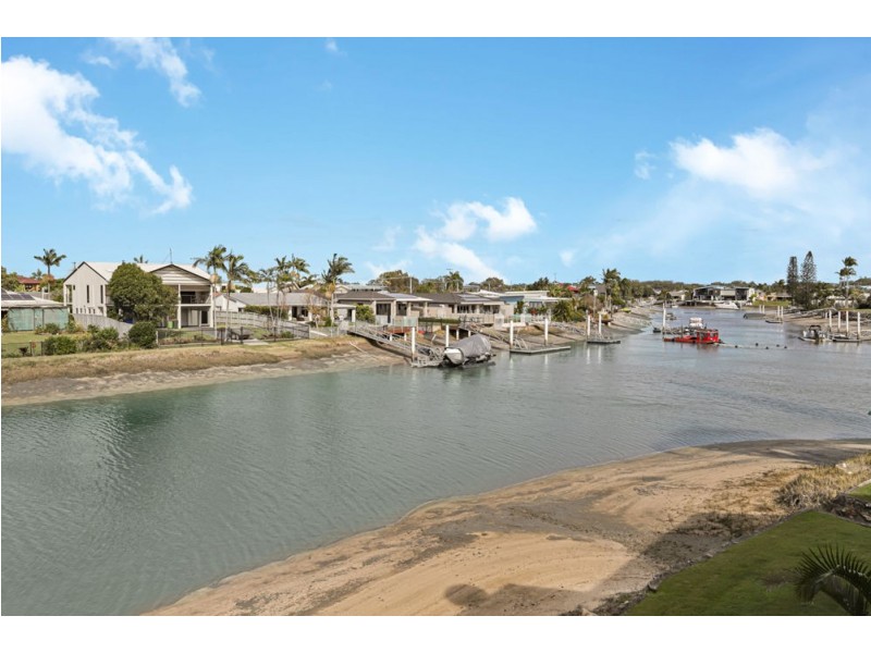 4/17 Barooga Crescent, Mooloolaba QLD 4557