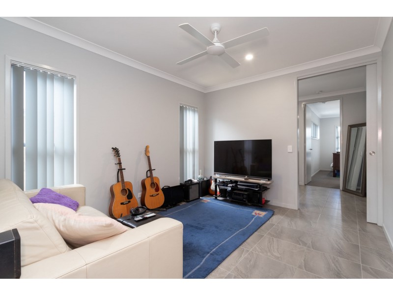 9 Sunray Avenue, Palmview QLD 4553
