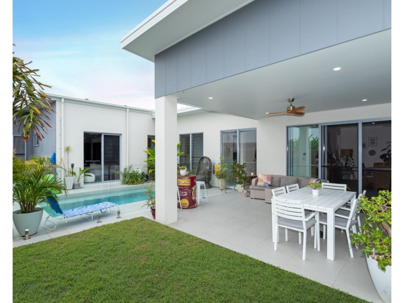 9 Warrego Drive, Pelican Waters QLD 4551