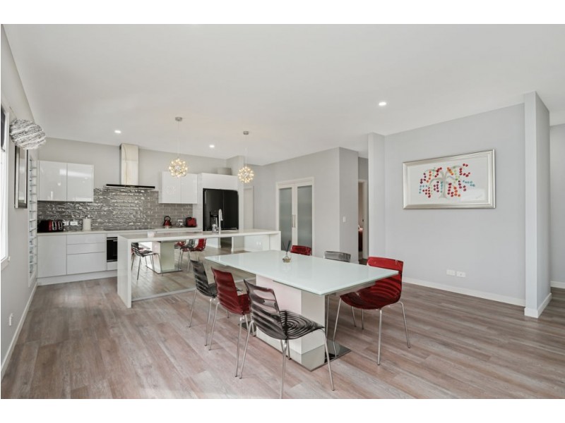 5 Warrego Drive, Pelican Waters QLD 4551