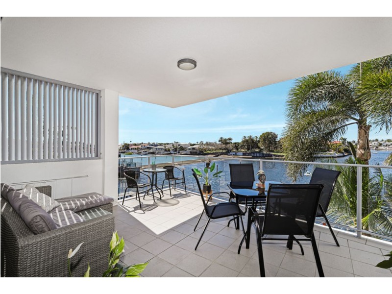 20/51 Grand Parade, Kawana Island QLD 4575
