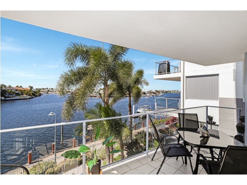 20/51 Grand Parade, Kawana Island QLD 4575
