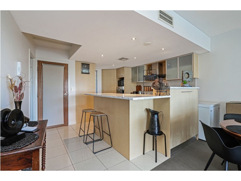 20/51 Grand Parade, Kawana Island QLD 4575