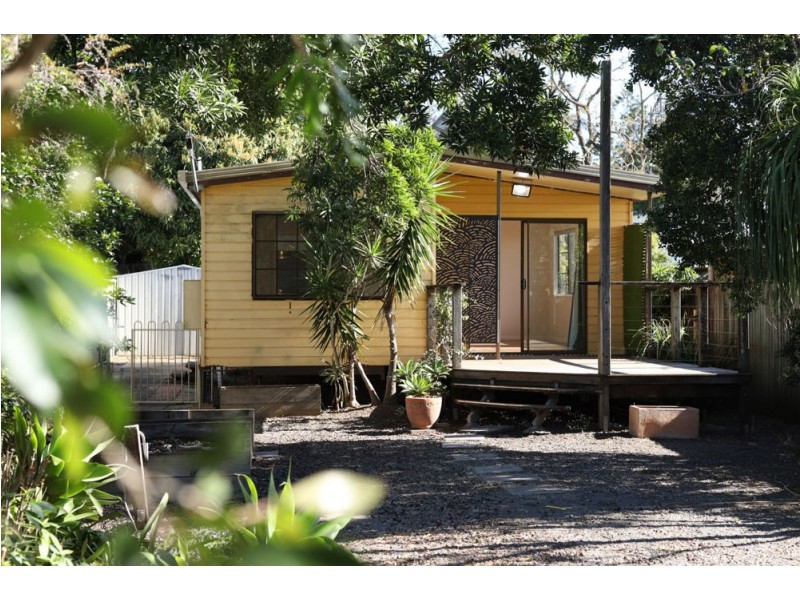 34 Jones Street, Mooloolah Valley QLD 4553